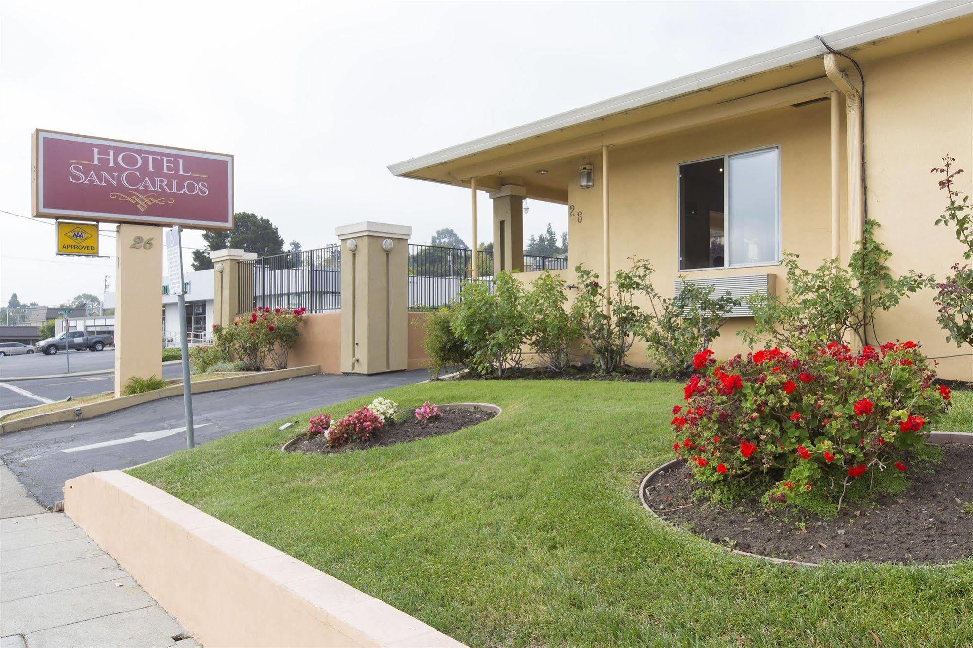 Hyatt Place San Carlos Exterior photo