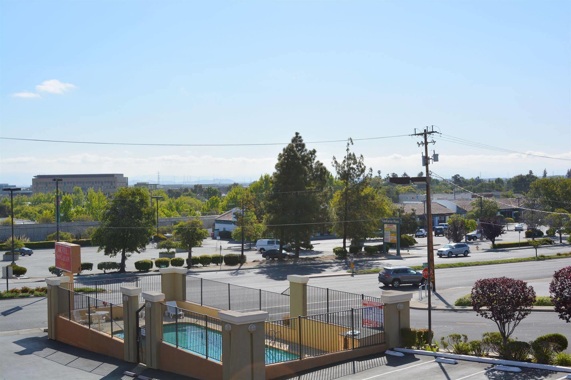 Hyatt Place San Carlos Exterior photo